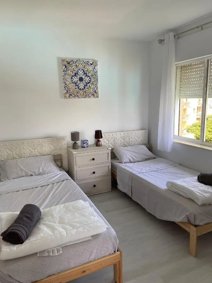 אסטפונה Tres Bel Appartement Avec Piscine Et Tennis Entre Amis Ou En Famille דירה